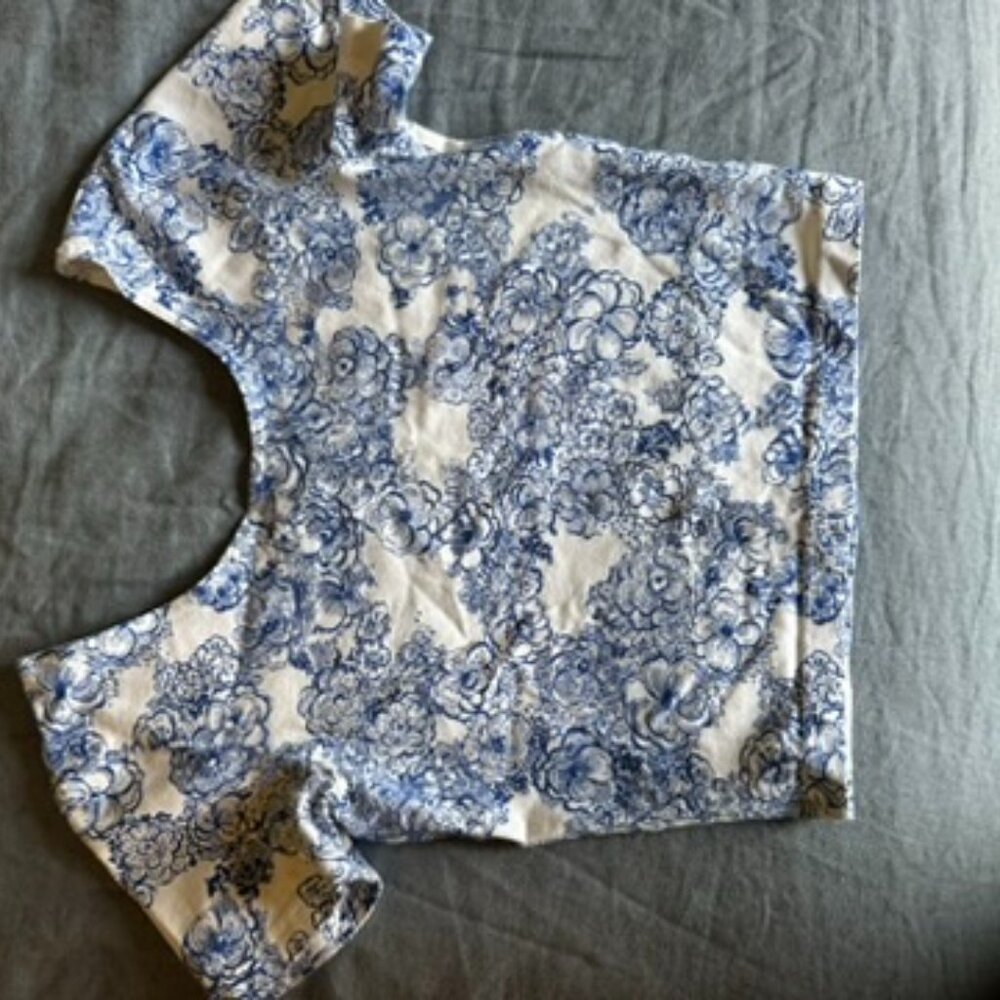 S- American Apparel Cropped top